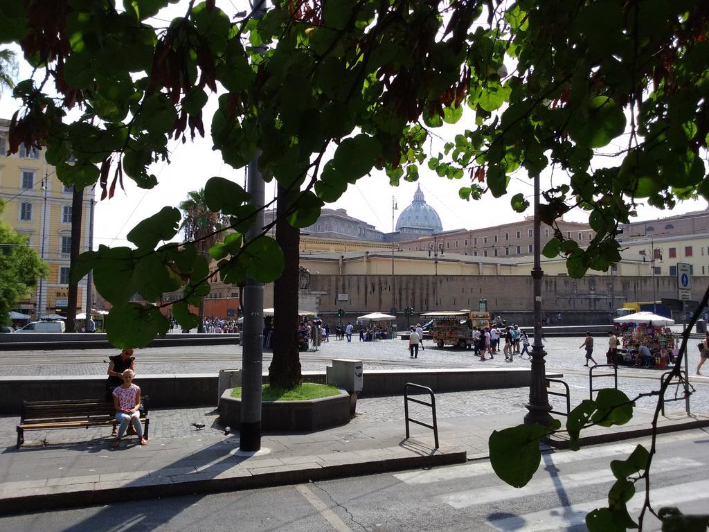 Domus Al Vaticano 36 Rome Exterior photo